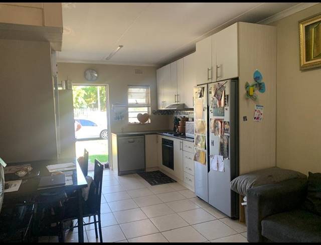 2 BEDROOM HOUSE FOR SALE IN SILVERSANDS